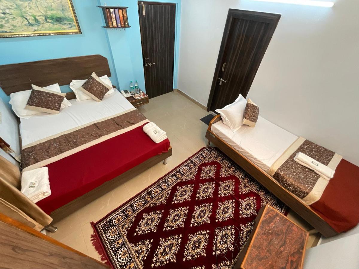 Vrindavan Comfort Inn Hyderabad Exteriör bild