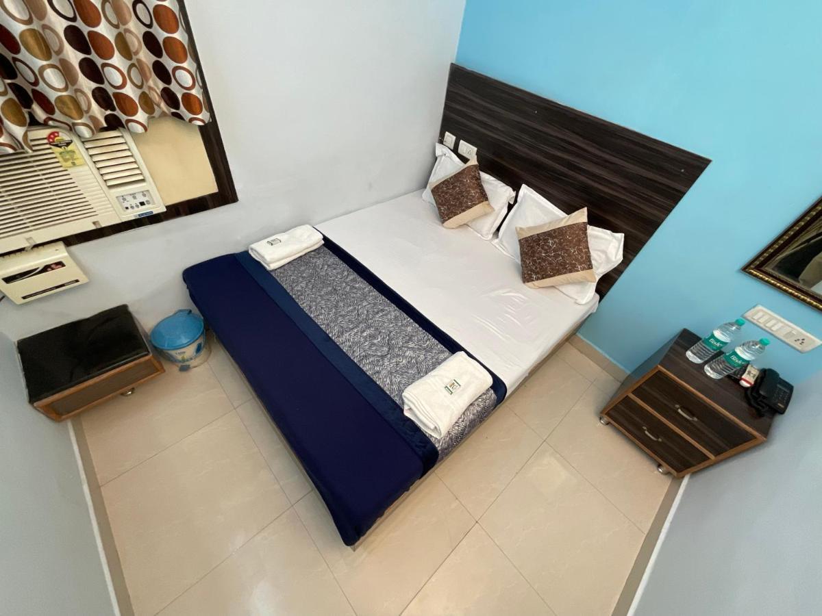 Vrindavan Comfort Inn Hyderabad Exteriör bild