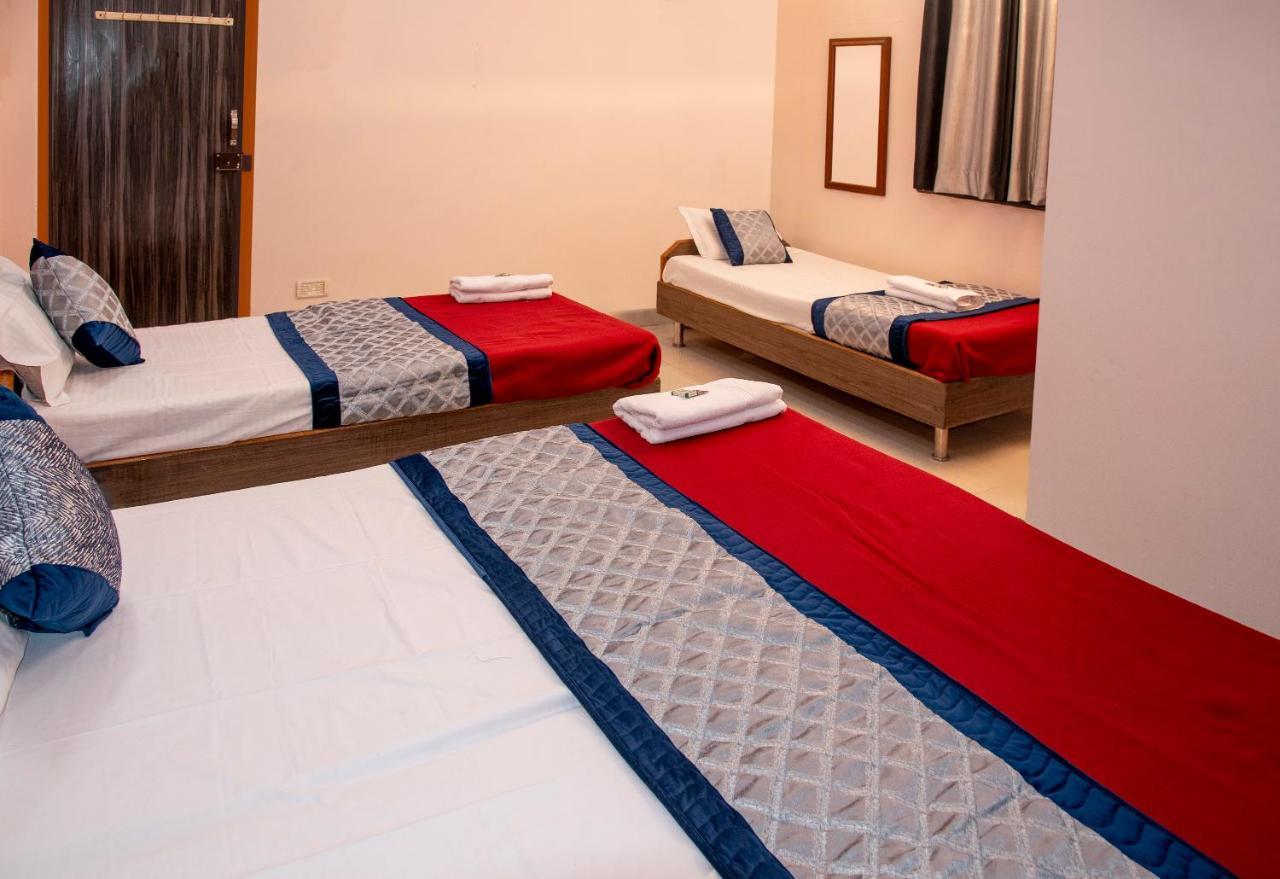 Vrindavan Comfort Inn Hyderabad Exteriör bild